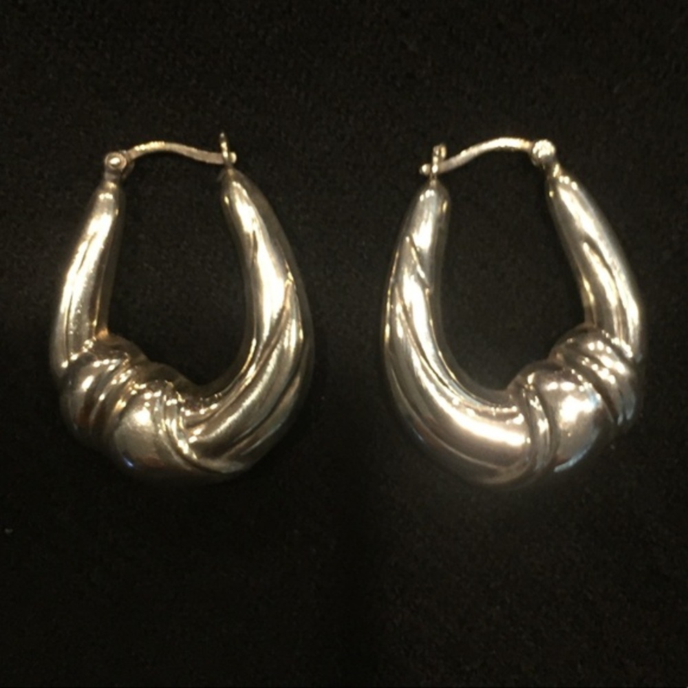 Vintage Sterling Silver Scalloped Hoop Earings
